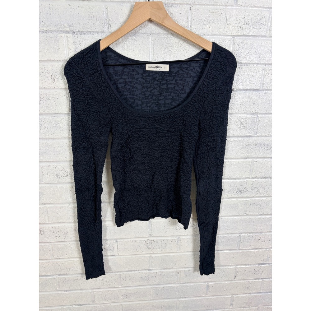 Natural Life Top Womens S Gray Popcorn Texture Scoop Neck Long Sleeve Boho